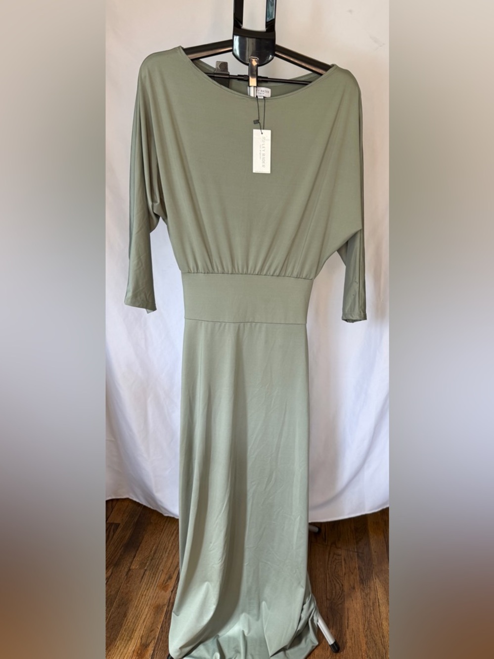 Ripley Rader Cool Girl maxi off shoulder Dress SAGE Jersey Size Small NWT - Picture 2 of 9